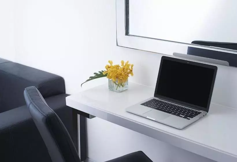 호텔 The Legend Residences Pattaya Accordance