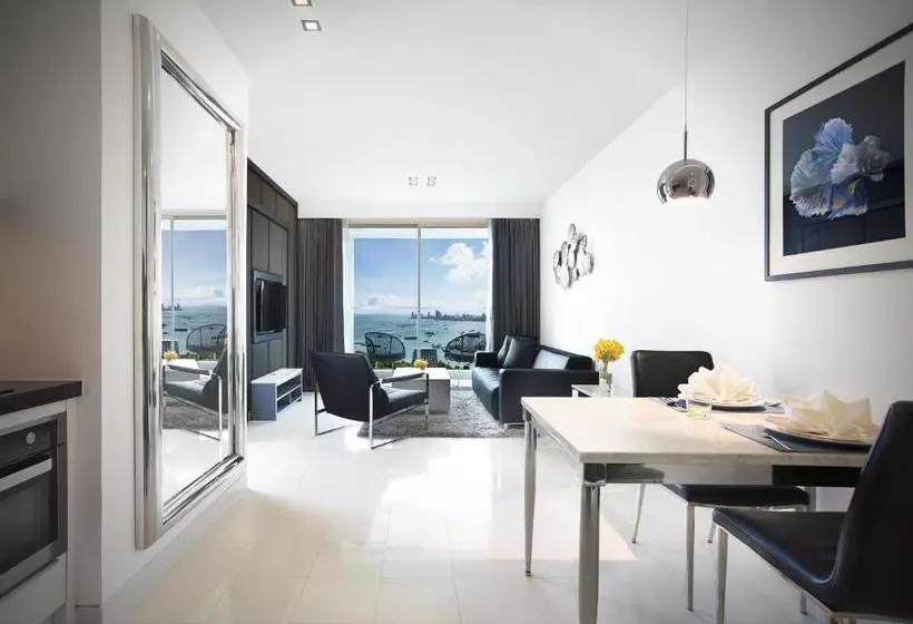 호텔 The Legend Residences Pattaya Accordance