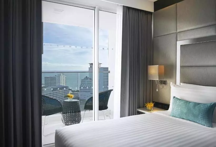 호텔 The Legend Residences Pattaya Accordance