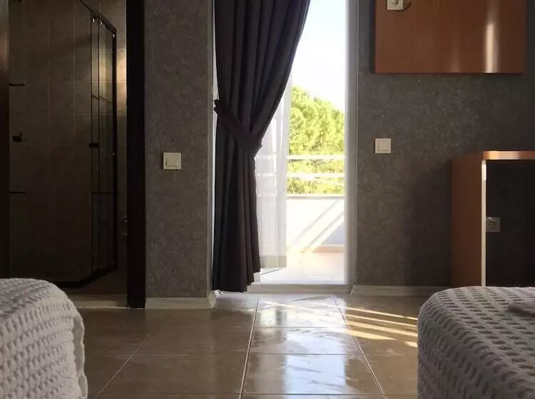 Otel Anita Kemer Noch