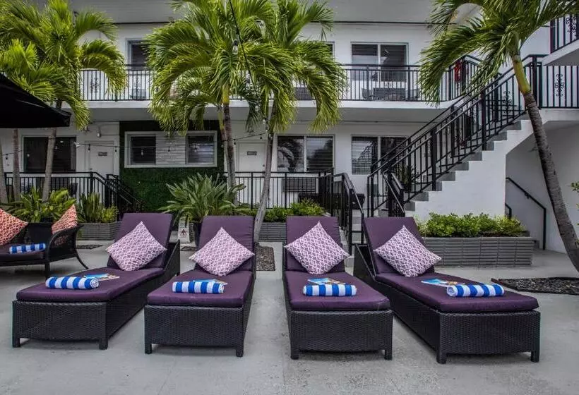 호텔 Beachside All Suites