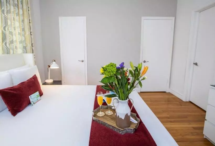 호텔 Beachside All Suites