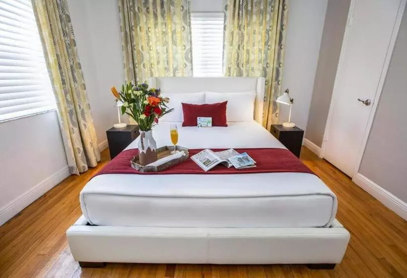 호텔 Beachside All Suites