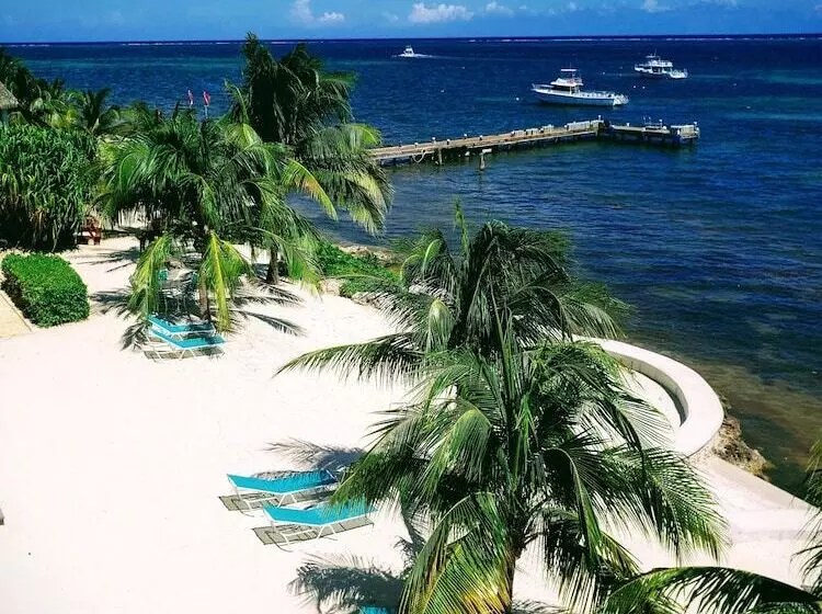 هتل Compass Point Dive Resort