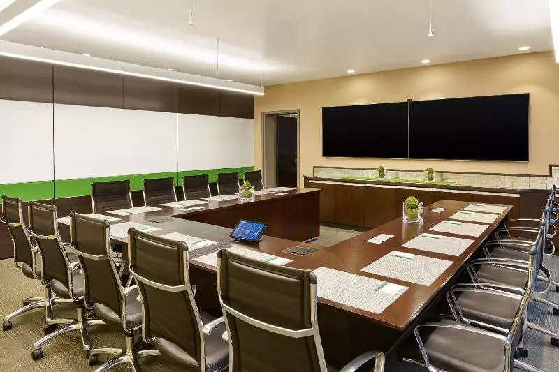 هتل Element Fargo