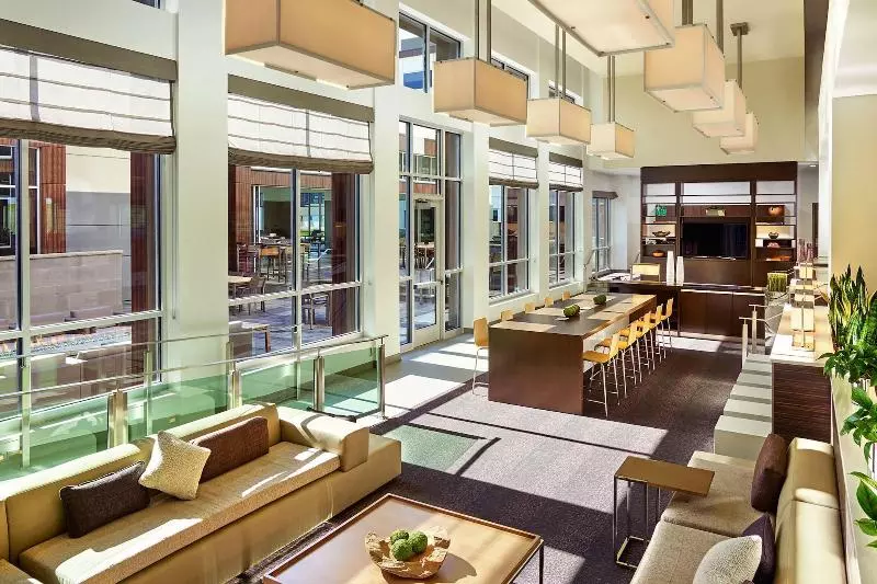 هتل Element Fargo