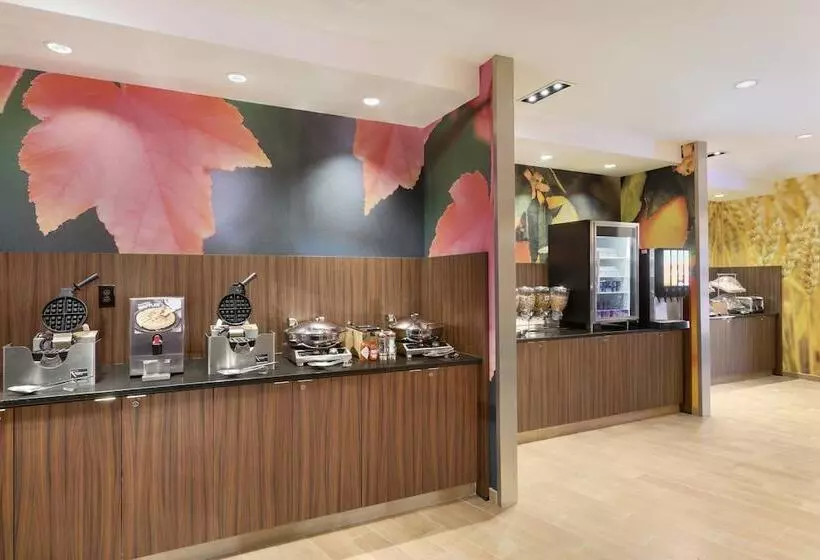 ホテル Fairfield Inn & Suites By Marriott Pittsburgh Airport/robinson Township
