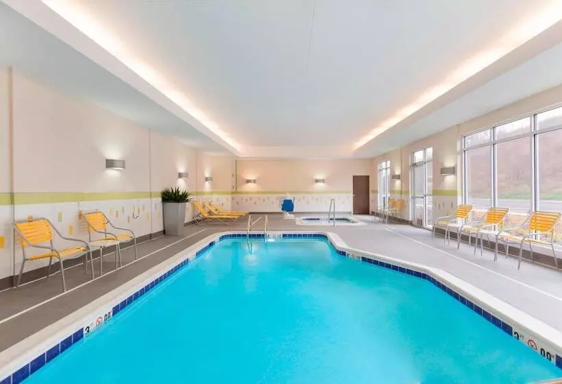 ホテル Fairfield Inn & Suites By Marriott Pittsburgh Airport/robinson Township
