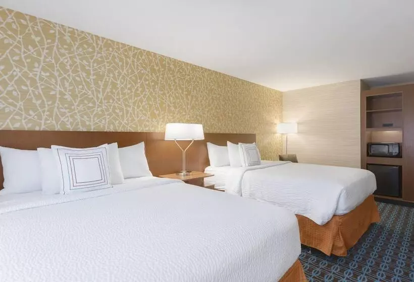 ホテル Fairfield Inn & Suites By Marriott Pittsburgh Airport/robinson Township