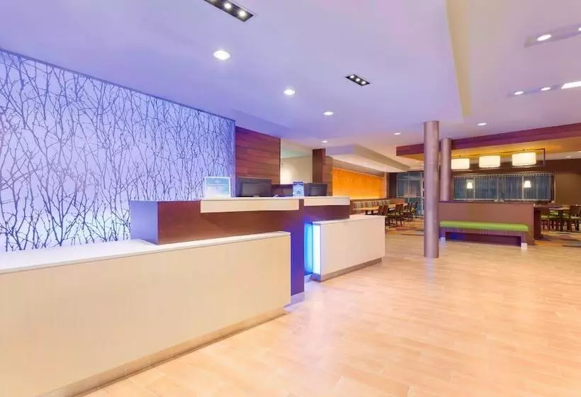 ホテル Fairfield Inn & Suites By Marriott Pittsburgh Airport/robinson Township