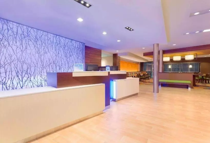 ホテル Fairfield Inn & Suites By Marriott Pittsburgh Airport/robinson Township