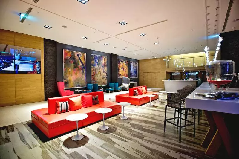Fx Hotel Kaohsiung Zhonghua Road Branch
