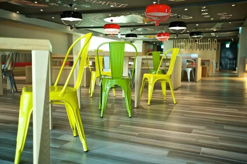 Fx Hotel Kaohsiung Zhonghua Road Branch