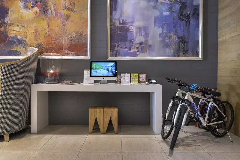 Fx Hotel Kaohsiung Zhonghua Road Branch