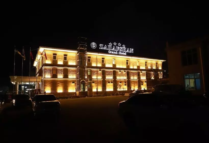 هتل Rest And More By Dedeman