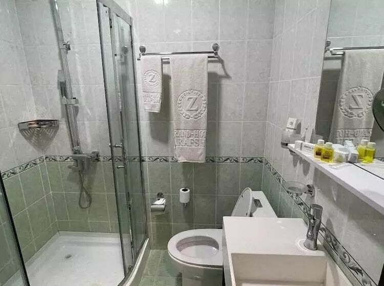 هتل Rest And More By Dedeman