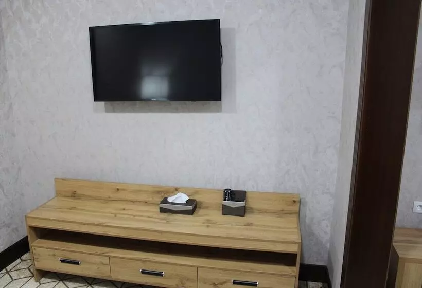 هتل Rest And More By Dedeman