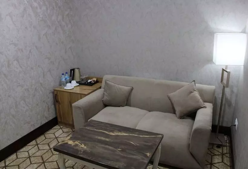 هتل Rest And More By Dedeman