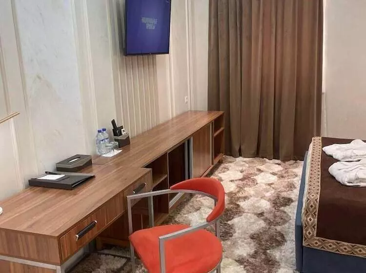 هتل Rest And More By Dedeman