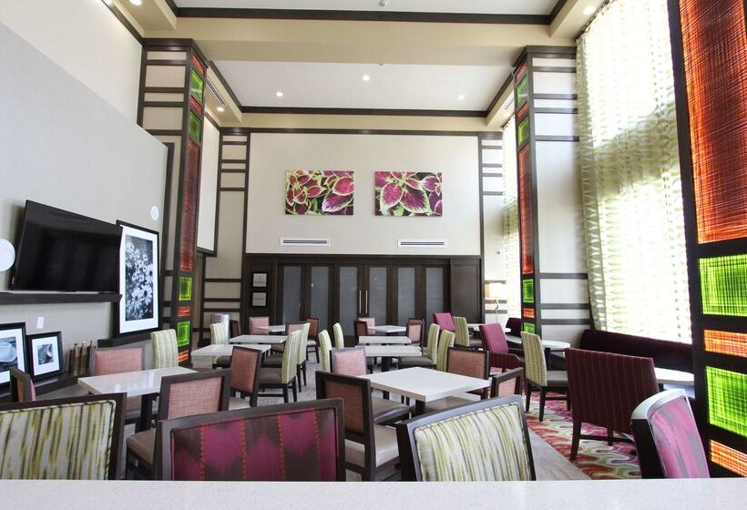 酒店 Hampton Inn & Suites Dallas Market Center