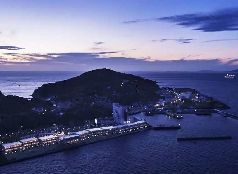 Hotel I + Land Nagasaki