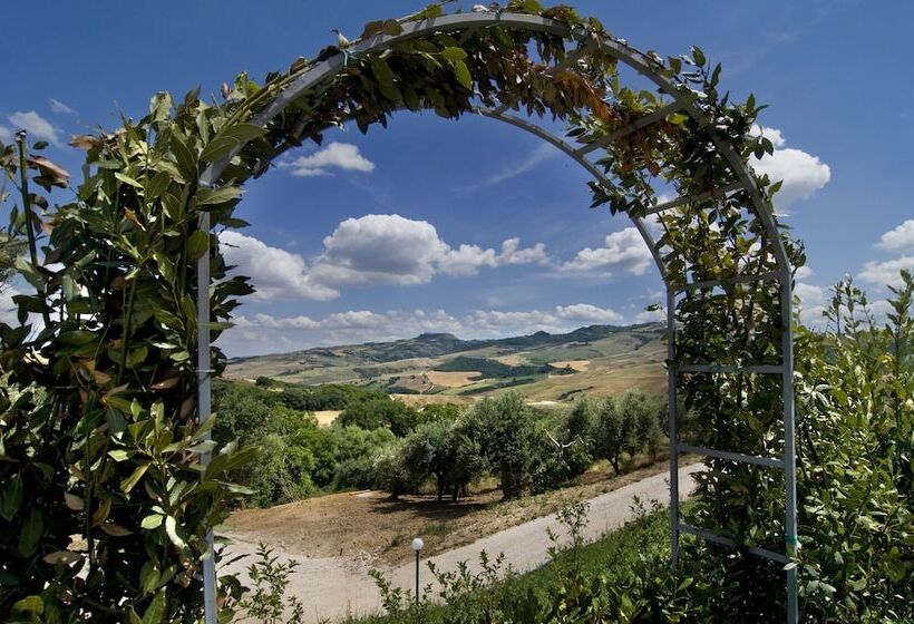 בית מלון כפרי Le Masserie Del Falco