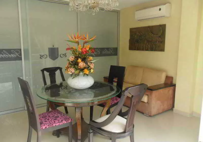 هتل Mí Corral Plaza