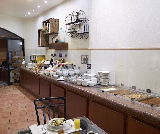 هتل Meson Del Valle