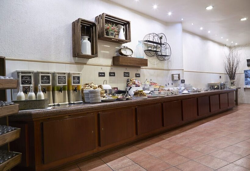 هتل Meson Del Valle