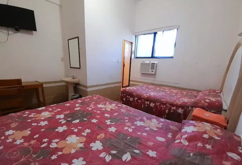 فندق Morales Inn