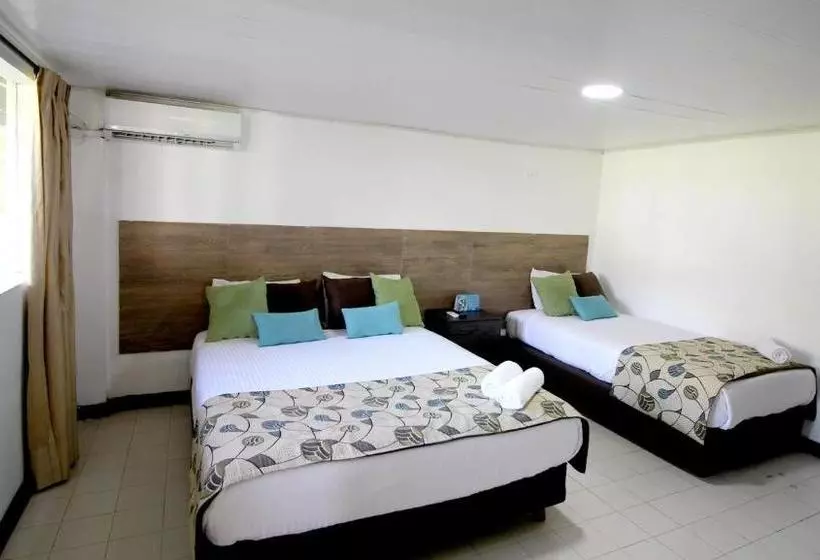 هتل On Vacation Sea Horse