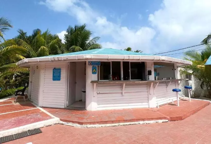 هتل On Vacation Sea Horse