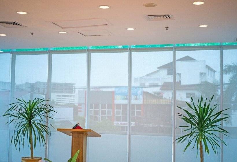 Whiz Prime Hotel Balikpapan