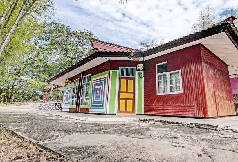 هتل Oyo 92331 Rindu Sempadan Cottage