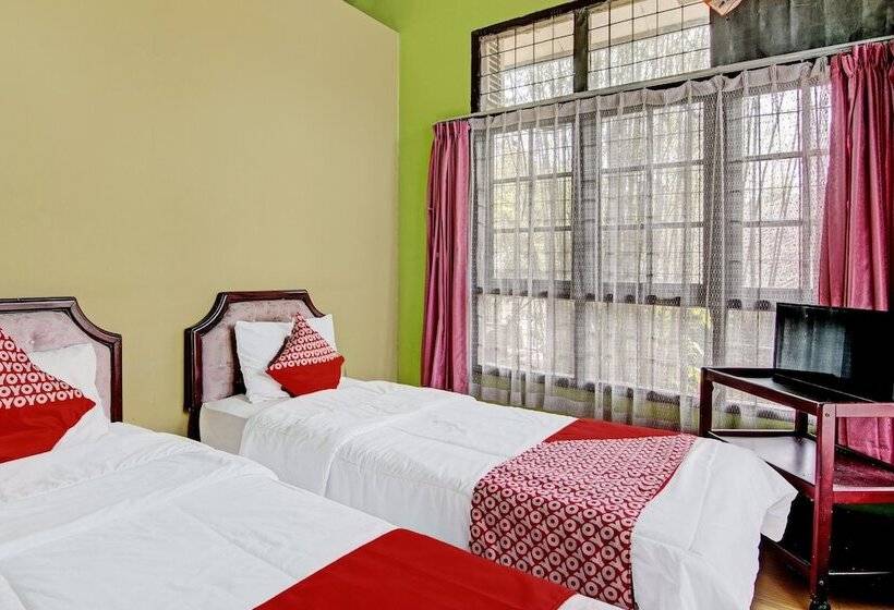 هتل Oyo 92331 Rindu Sempadan Cottage