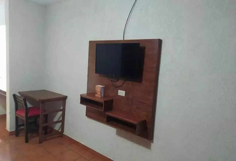 Hotelli Posada Del Rey