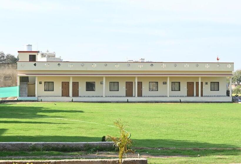 هتل The Resortella