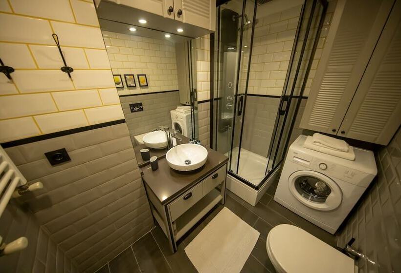 Ava Istanbul City Center