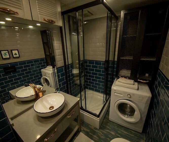 Ava Istanbul City Center