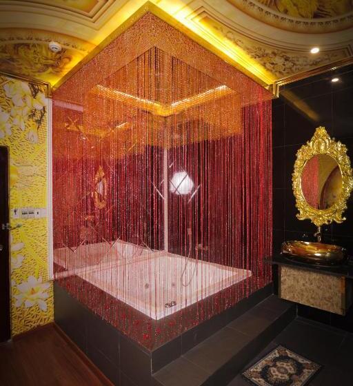 Dubai Luxury Hotel & Massage