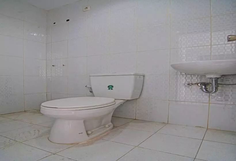 هتل Capital O 92300 Koala House