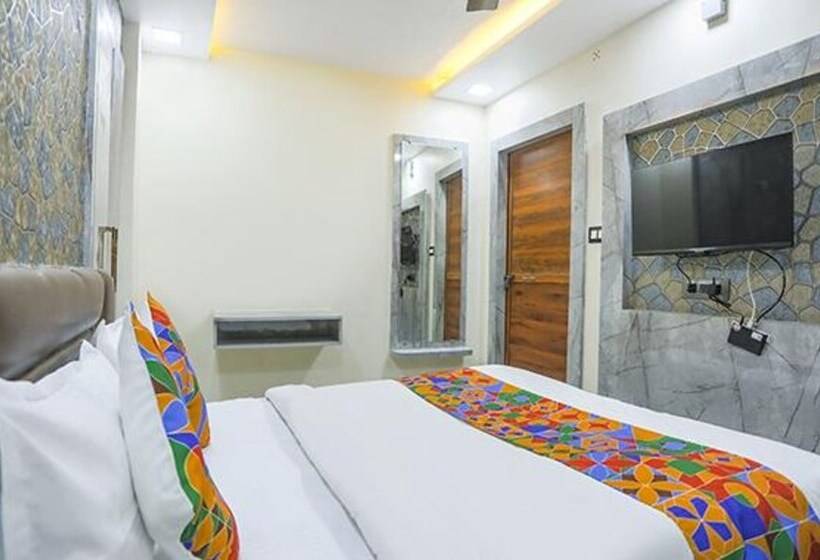 Fabhotel The Treenity House