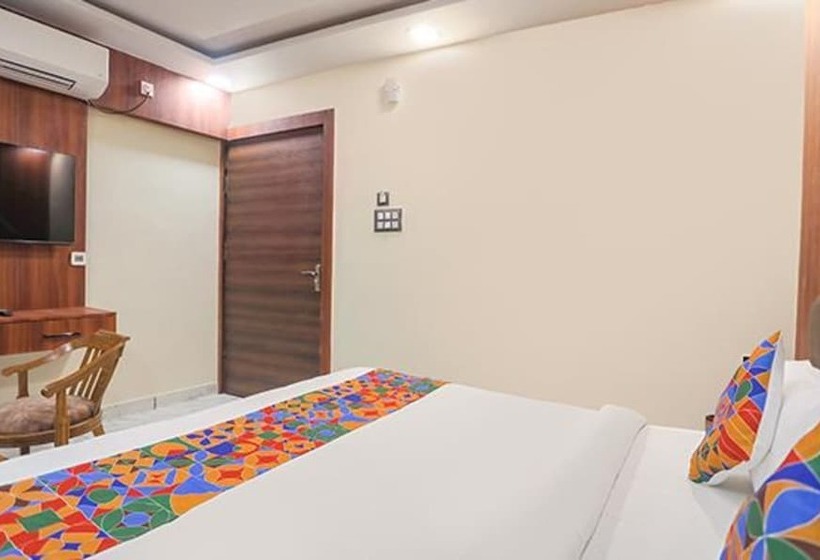 Fabhotel The Treenity House