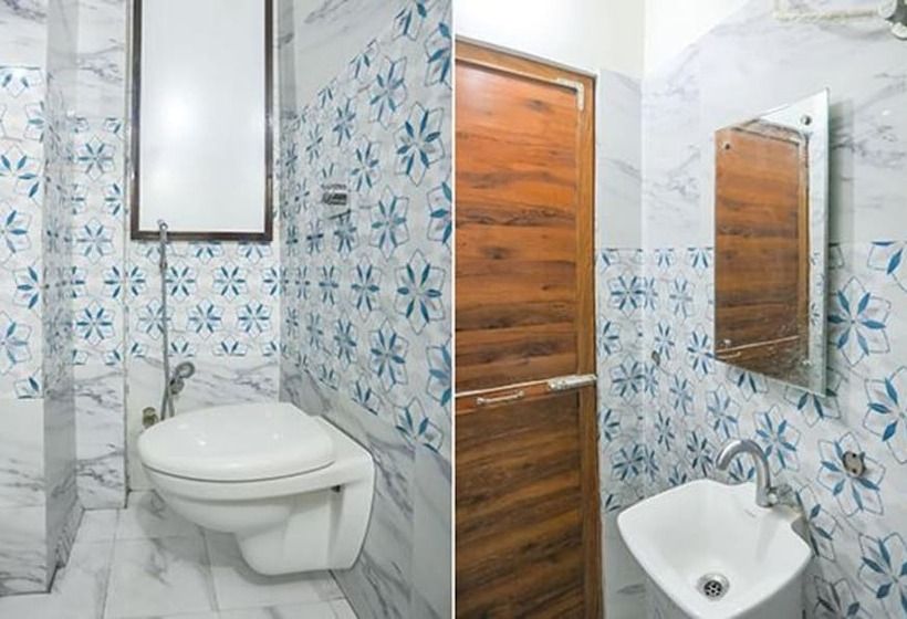 Fabhotel The Treenity House