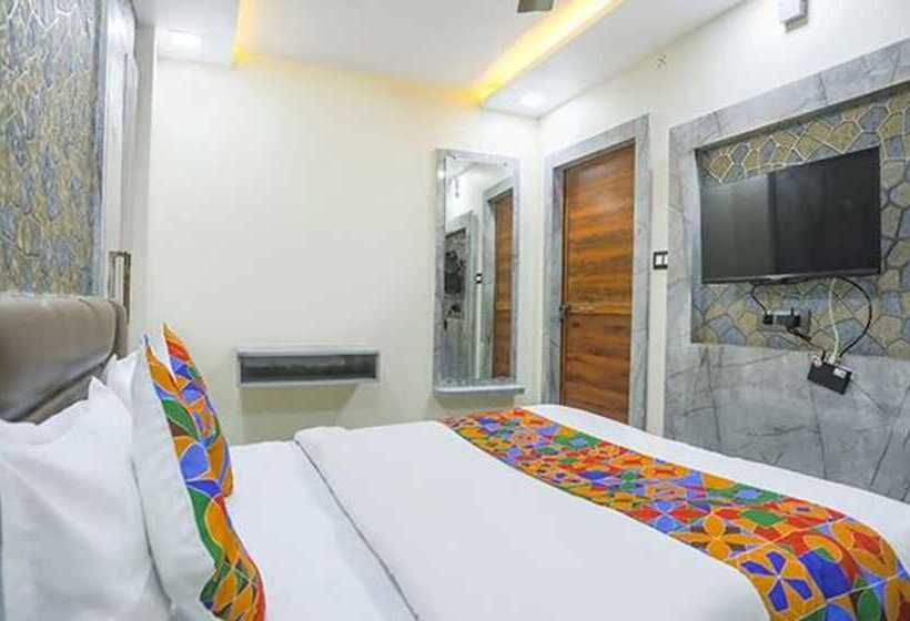 Fabhotel The Treenity House