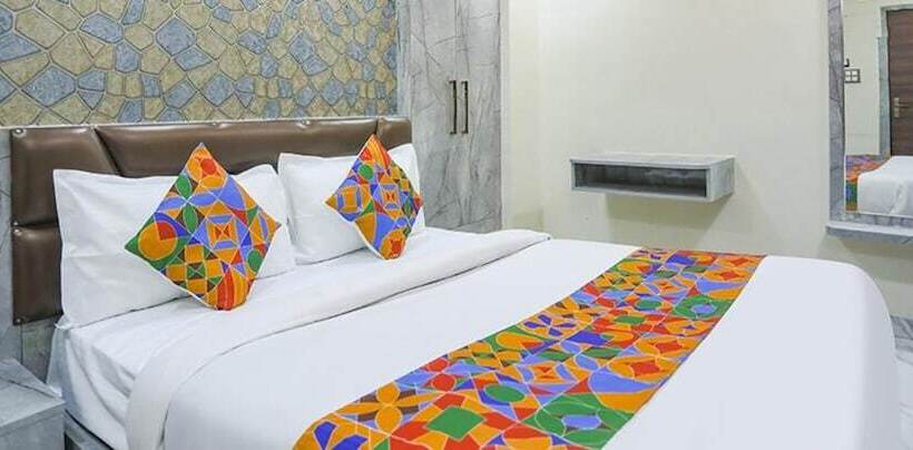 Fabhotel The Treenity House