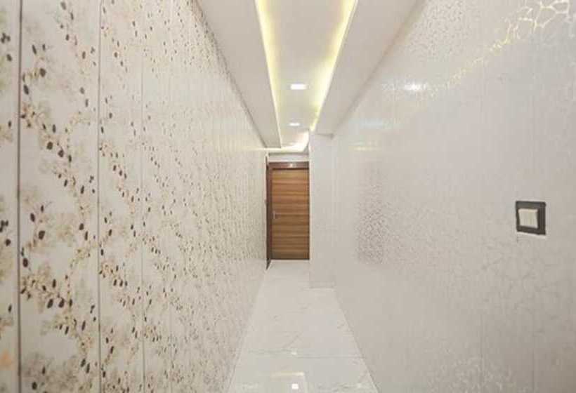 Fabhotel The Treenity House