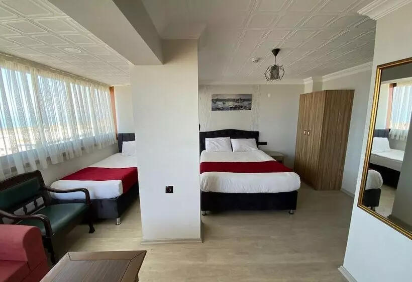 Hotelli Elit Holiday