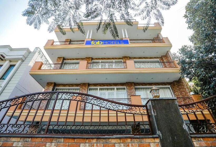 酒店 Flagship Grihum