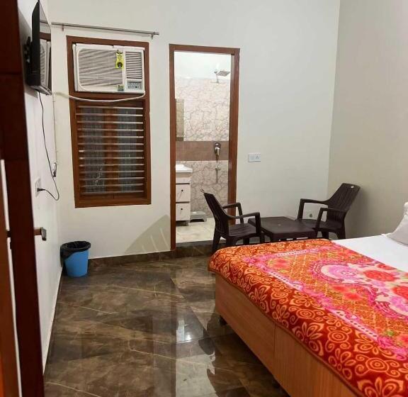 Hotel Oyo 80981 Agm Residency